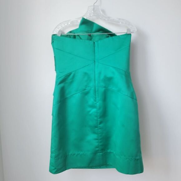 PHOEBE COUTURE Emerald Green Silky Cocktail Dress Size 10 - Picture 8 of 8